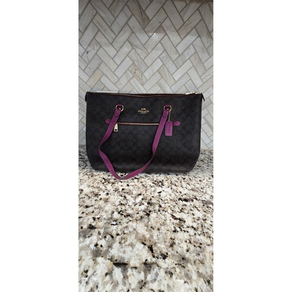 Coach Signature Gallery Tote Signature Canvas Brown Dark Magenta HandBag Purse